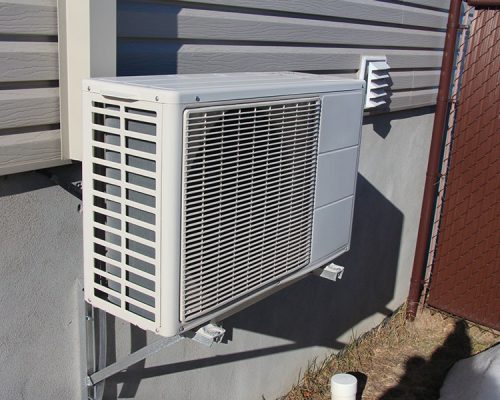 mini split unit outside home safety harbor fl 1